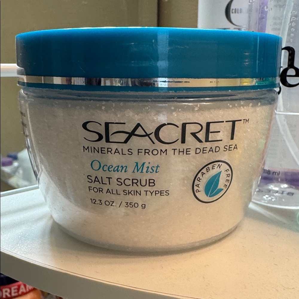 Seacret Ocean Mist Salt Scrub